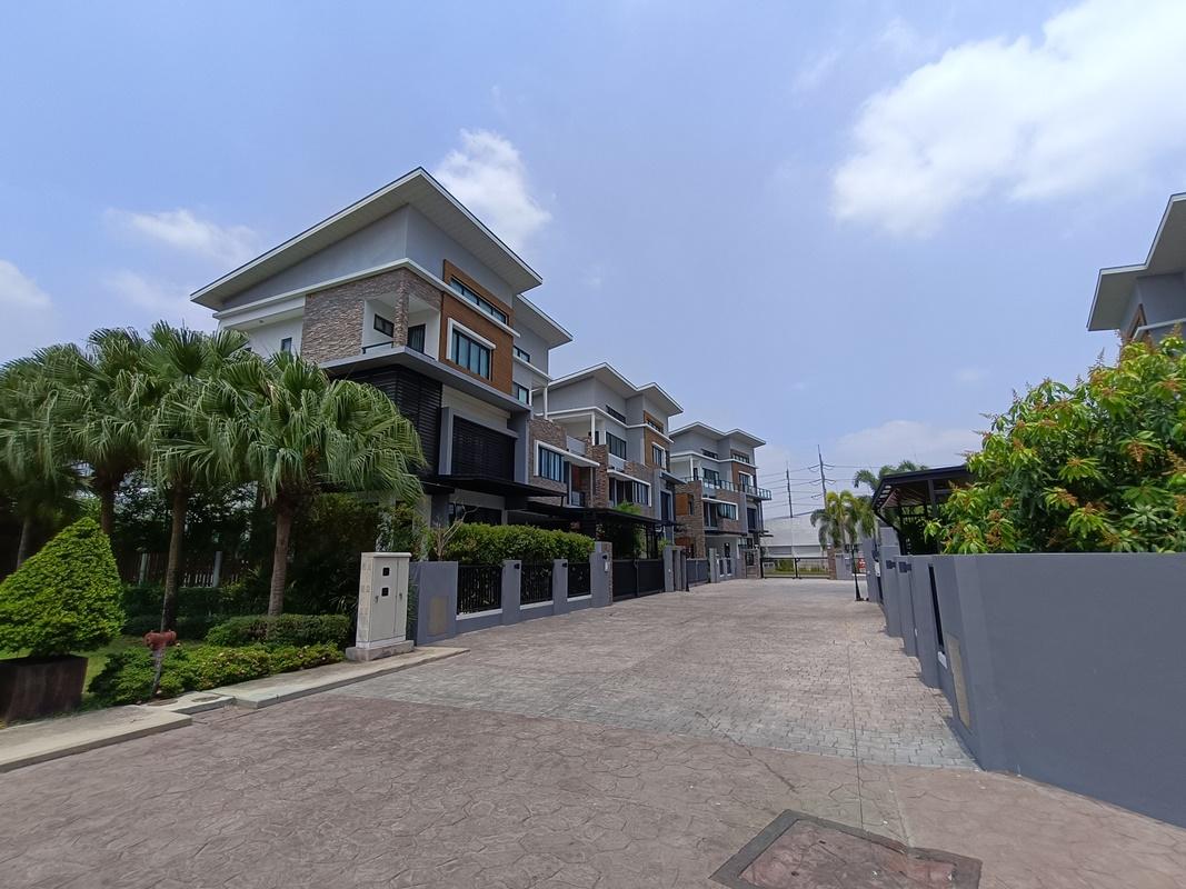 บ้านเดี่ยว เดอะเชลเตอร์ สามพราน