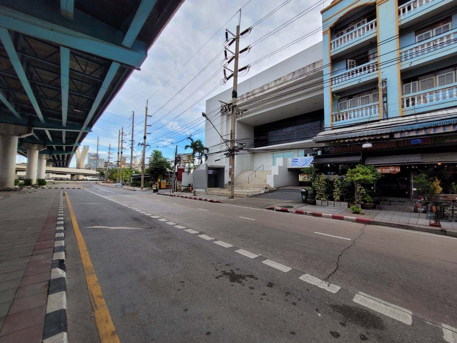 [ทรัพย์ประมูล] สำนักงาน สี่แยกบางขุนเทียน - พระราม 2