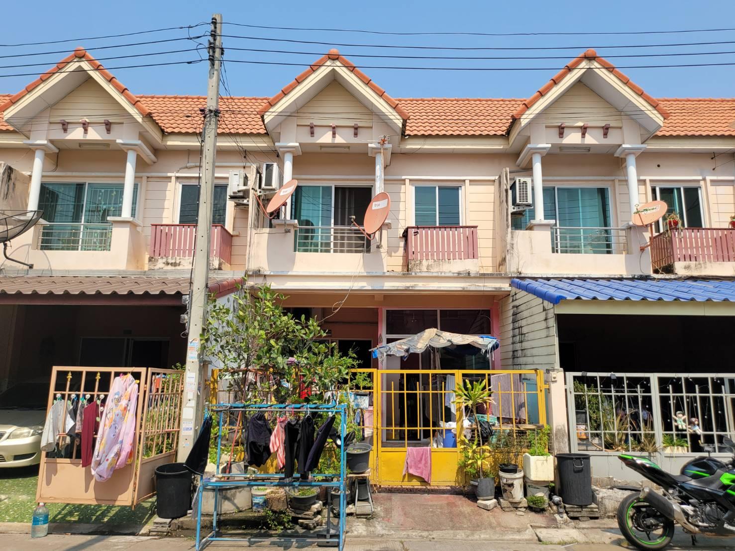ทาวน์เฮ้าส์  บ้านทัศนีย์ ปทุมธานี
