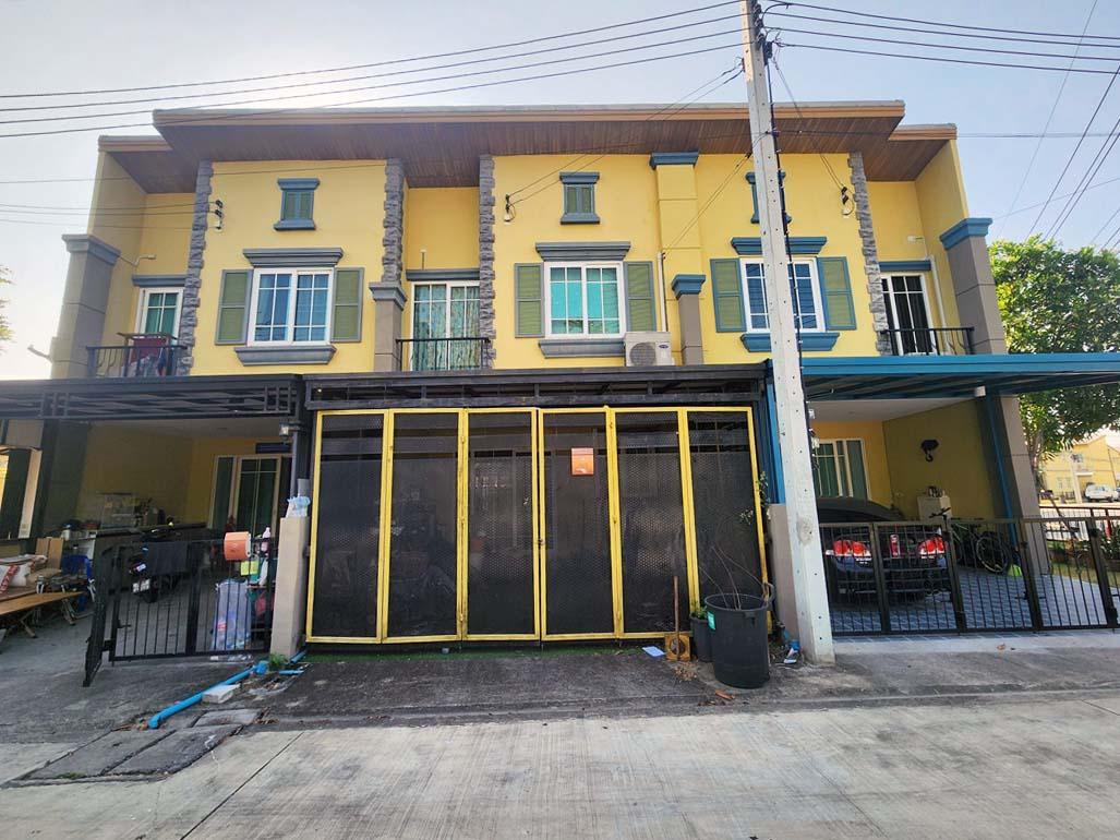 ทาวน์เฮ้าส์ บ้านโกลเด้น ทาวน์ รัตนาธิเบศร์-เวสต์เกต 