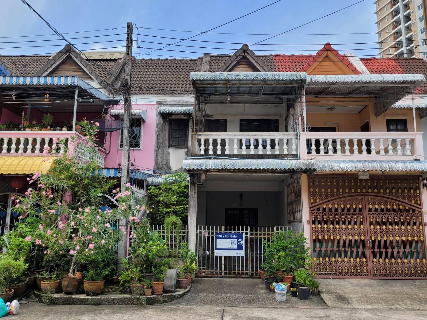 ทาวน์เฮ้าส์ สกุลทิพย์ หาดใหญ่